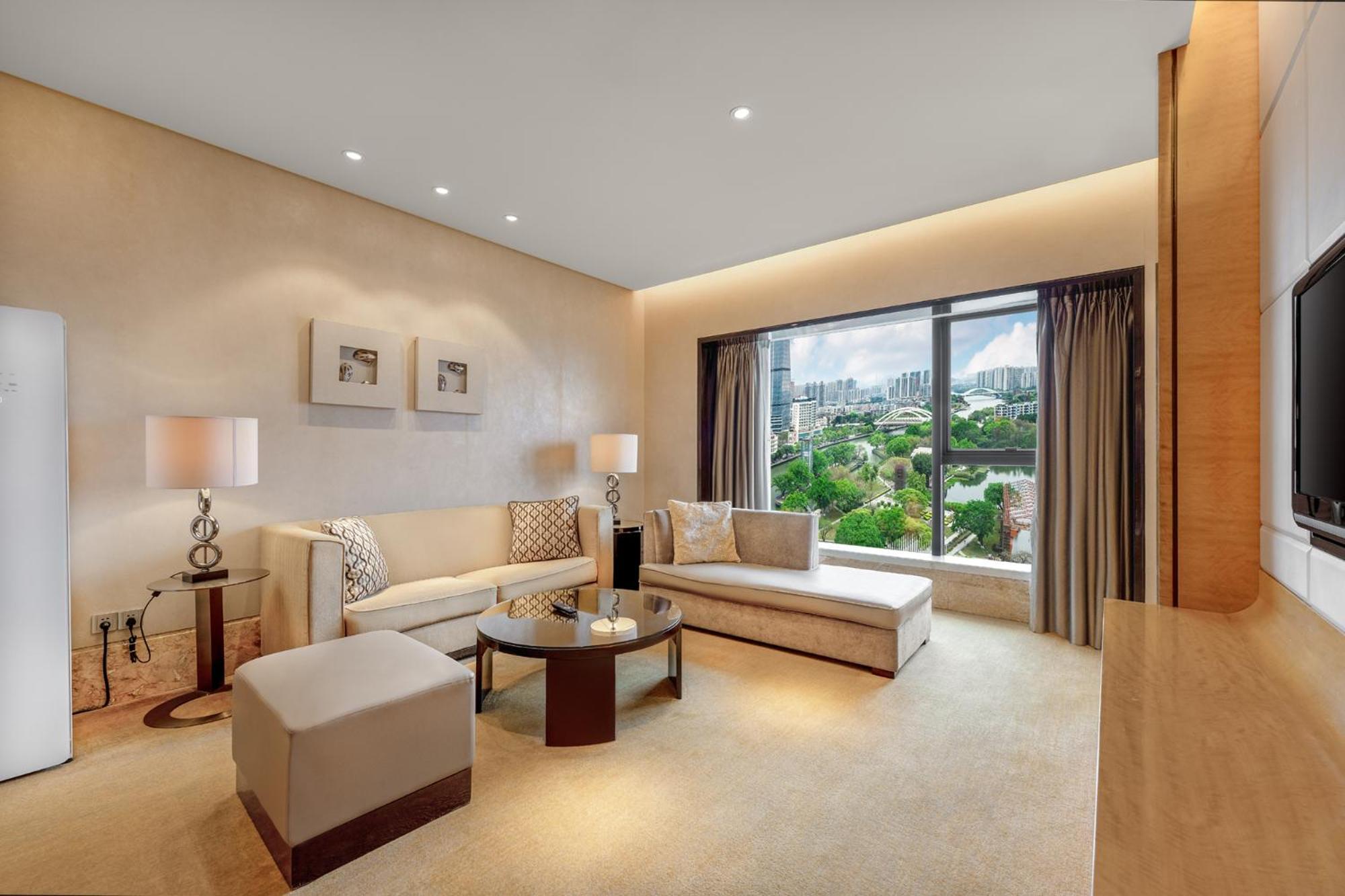 Sheraton Zhongshan Hotel Exterior photo
