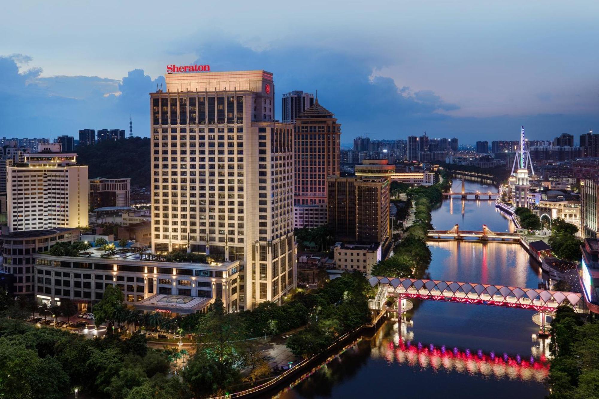 Sheraton Zhongshan Hotel Exterior photo